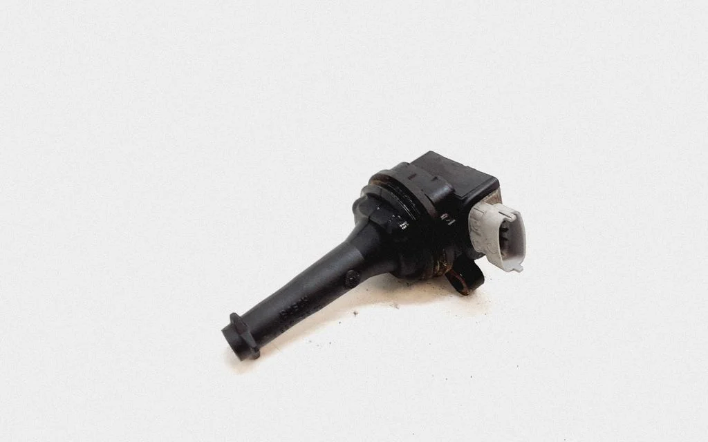 High voltage ignition coil 30713417