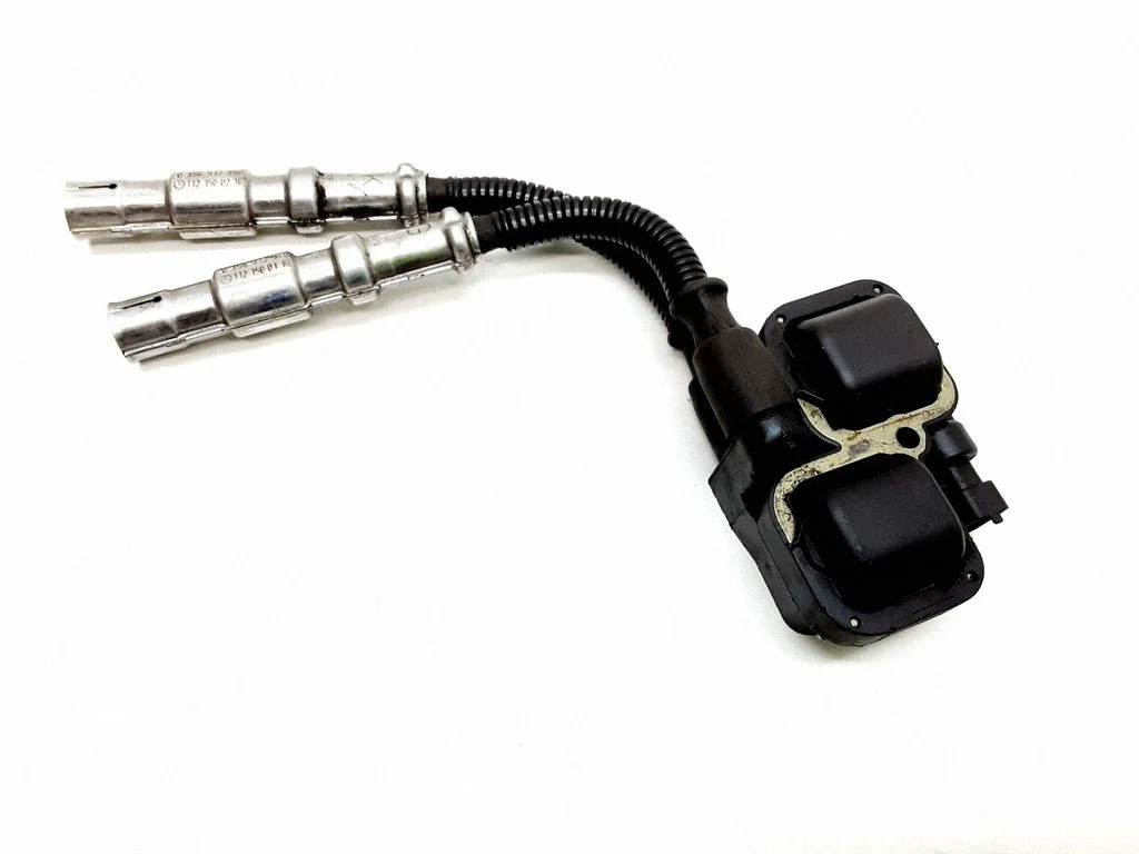 High voltage ignition coil