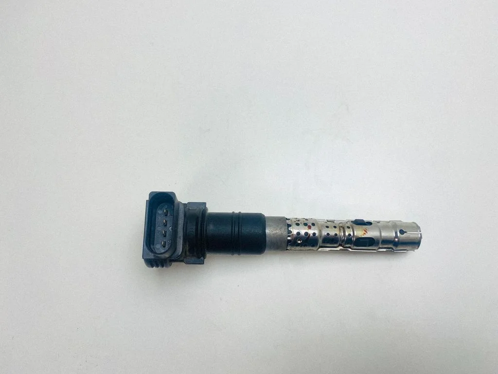 High voltage ignition coil 077905115M