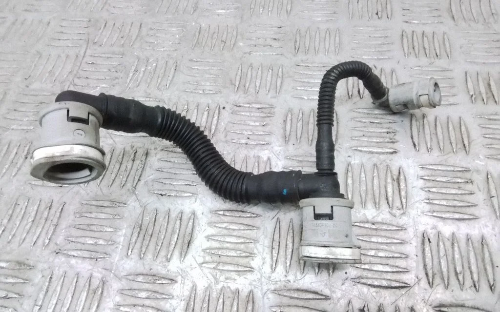 Breather/breather pipe/hose – BMW i3 (2013-)