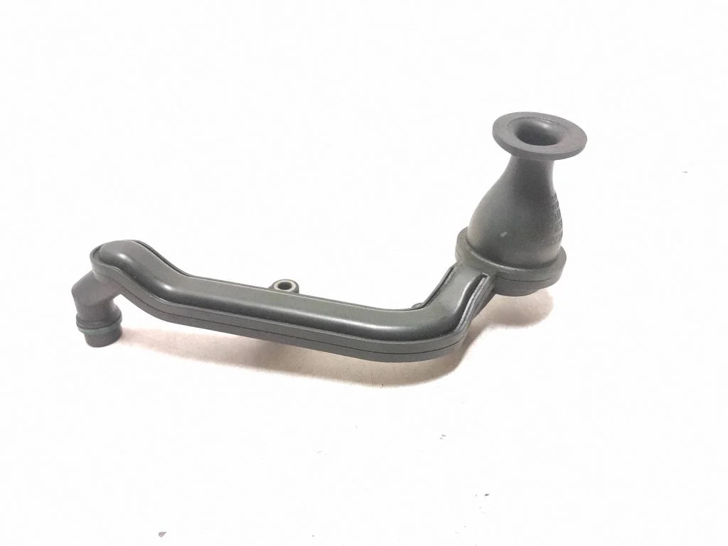 Breather/breather pipe/hose – Volvo S80 (2007-2013)