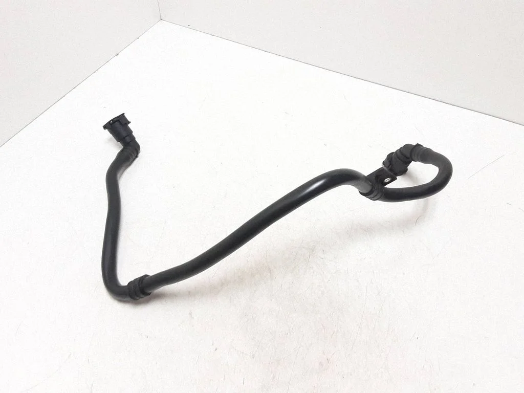 Breather/breather pipe/hose – Volvo V60 (2013-2018)