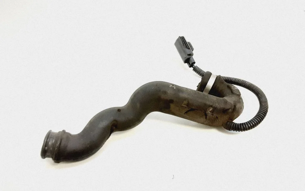 Breather/breather pipe/hose – Volvo V70 (2005-2008)