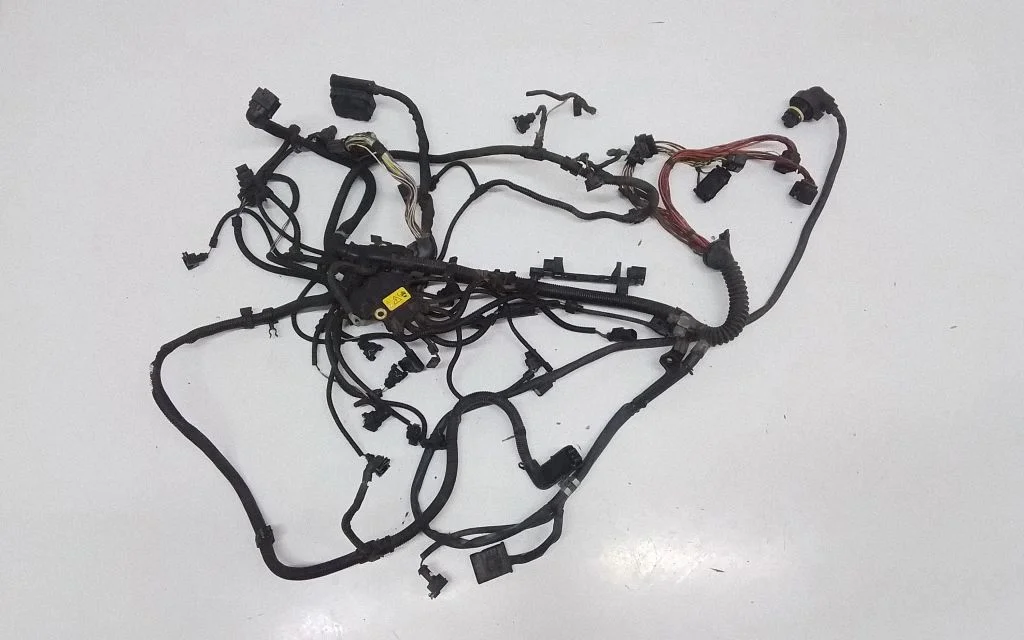 Mootori juhtmestik 7621075