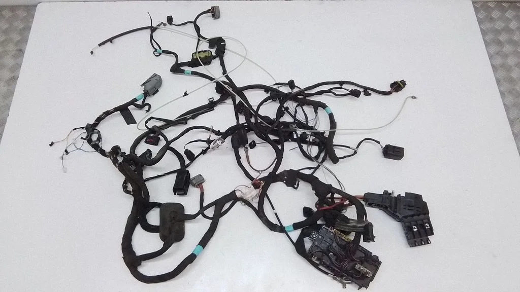 Mootori juhtmestik – Mercedes-Benz ML-klass W166 (2012-2017)