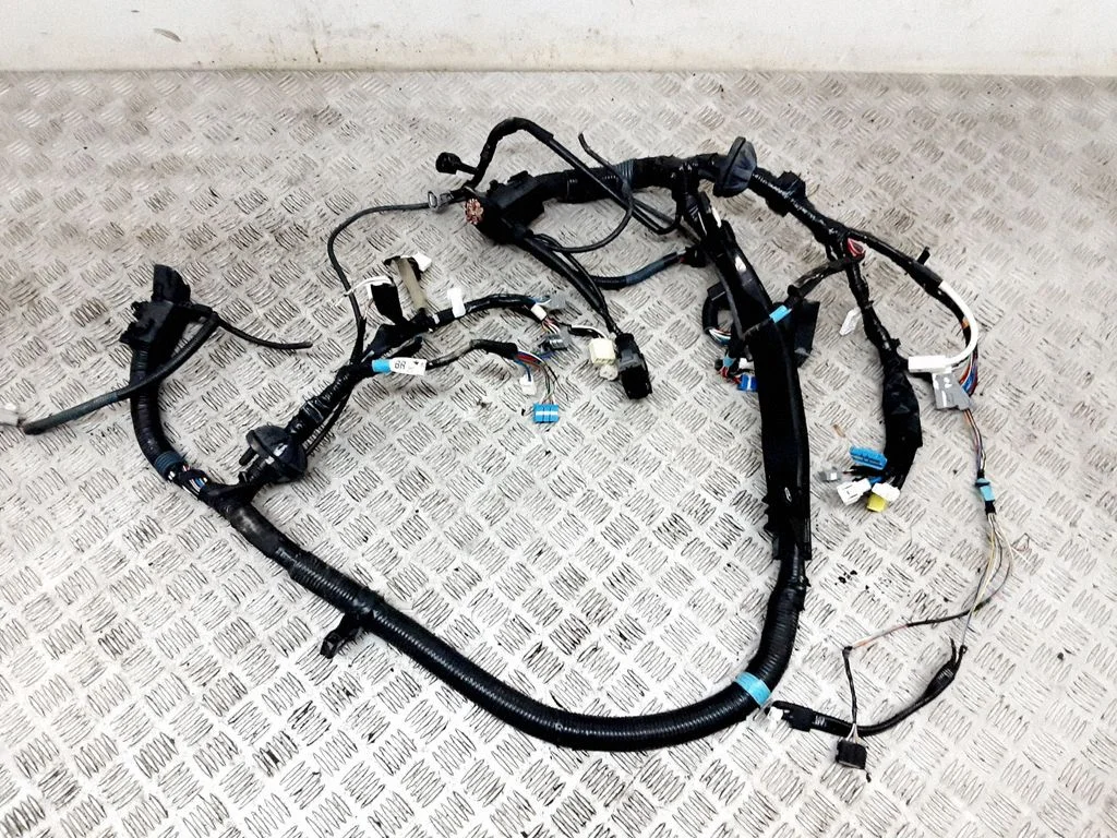 Mootori juhtmestik – Toyota RAV 4 (XA40) (2012-2018)