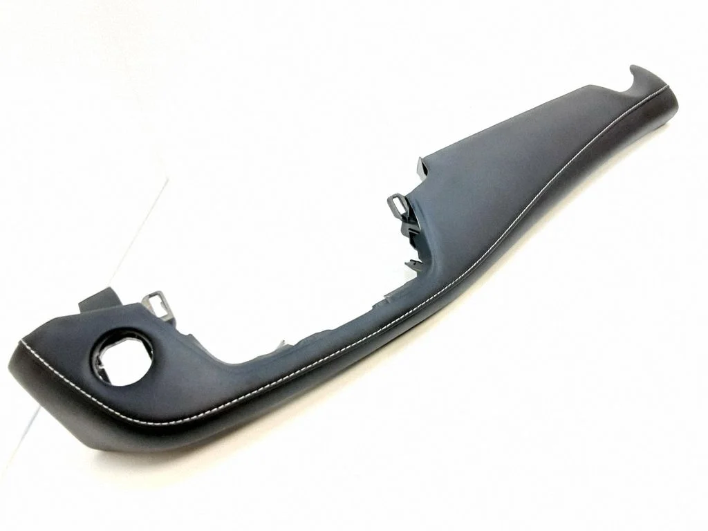 Muu armatuurlaua osa – Toyota RAV 4 (XA40) (2012-2018)