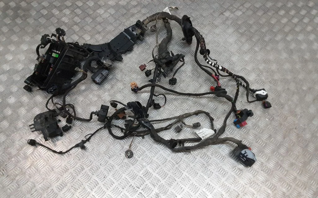 Engine installation wiring loom – Volkswagen Passat CC (2008-2016)