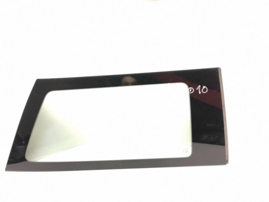 Rear side window