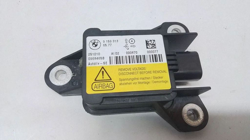 Airbag deployment crash/impact sensor – BMW 7 Series F01 F02 F03 F04 (2008-2016)