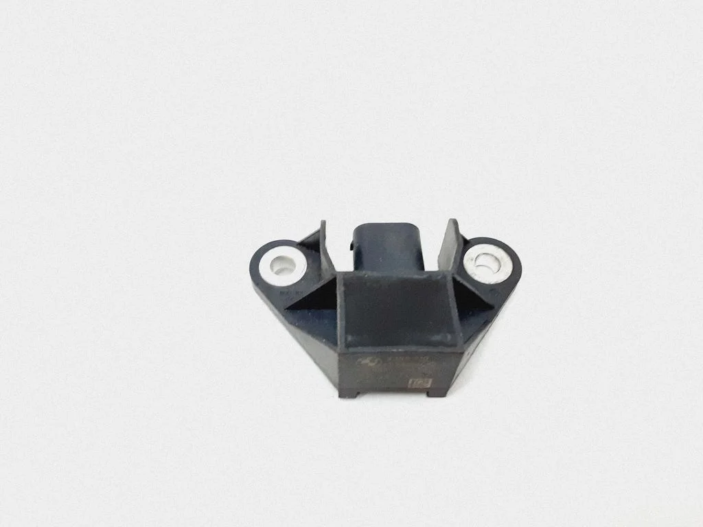 Airbag deployment crash/impact sensor – BMW 7 Series F01 F02 F03 F04 (2008-2016)