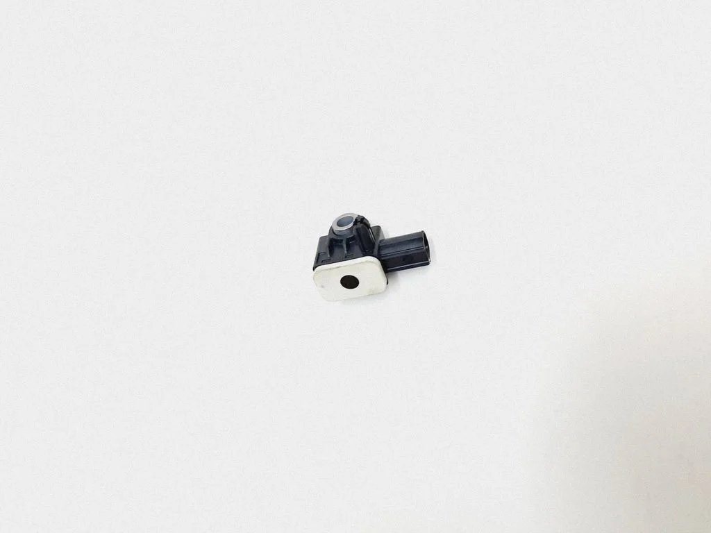 Airbag deployment crash/impact sensor – Ford Fusion II (2013-)
