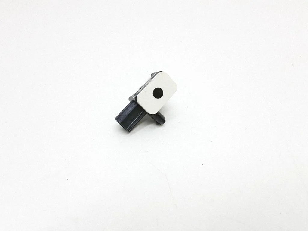 Airbag deployment crash/impact sensor – Ford Fusion II (2013-)