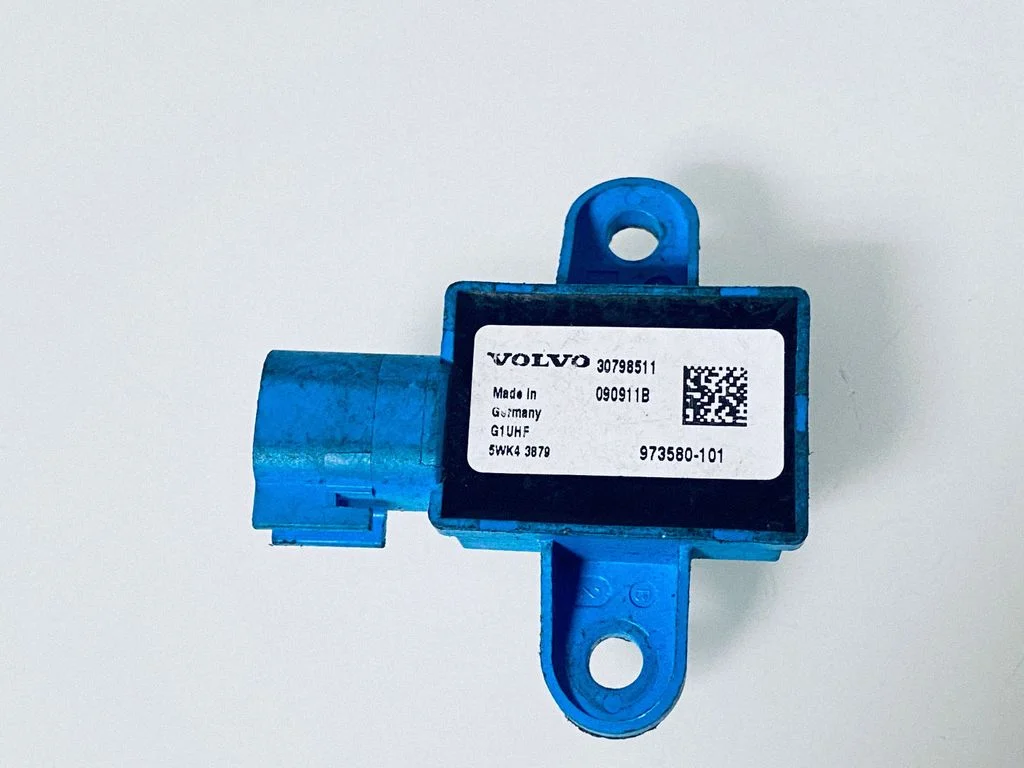 Drošības spilvenu trieciena sensors