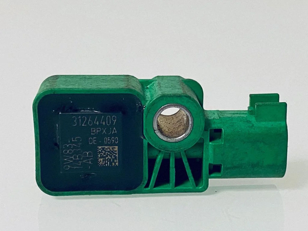 Drošības spilvenu trieciena sensors