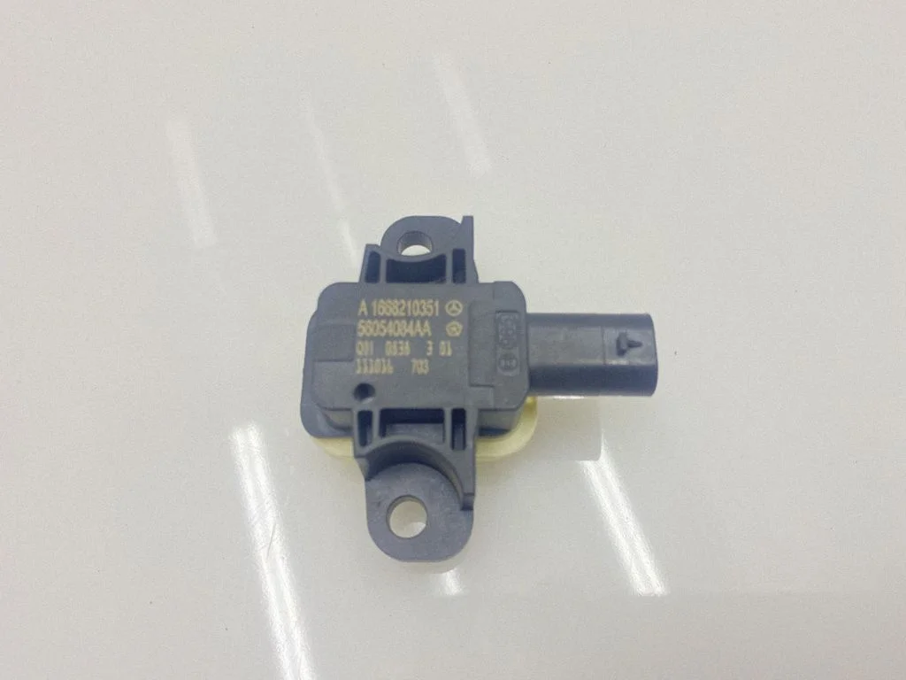 Airbag deployment crash/impact sensor – Mercedes-Benz ML-Class W166 (2012-2017)