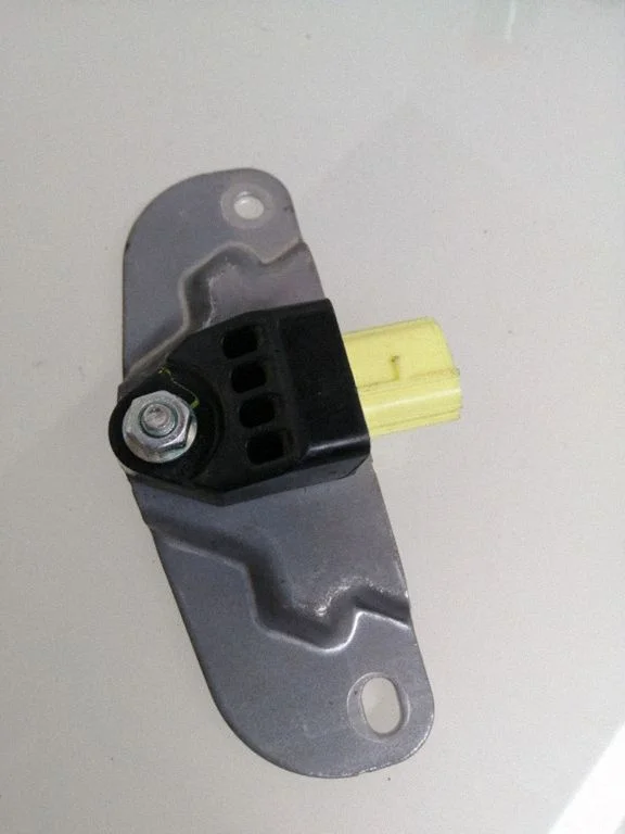 Turvapadja löögiandur – Subaru Outback (2009-2014)