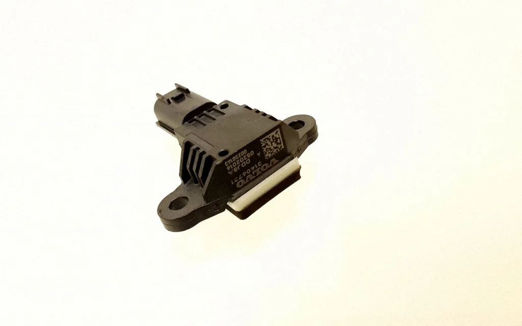 Airbag deployment crash/impact sensor – Volvo XC90 (2014-)