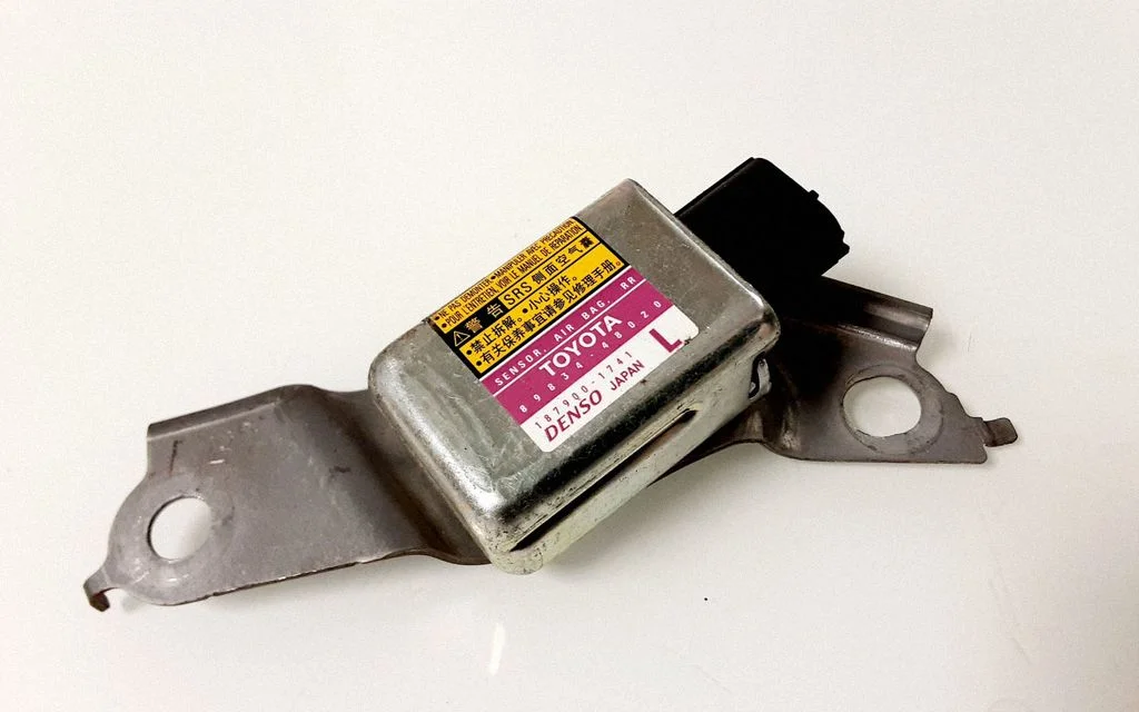 Airbag deployment crash/impact sensor 8983448020