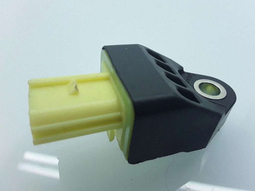Airbag deployment crash/impact sensor 8983175020