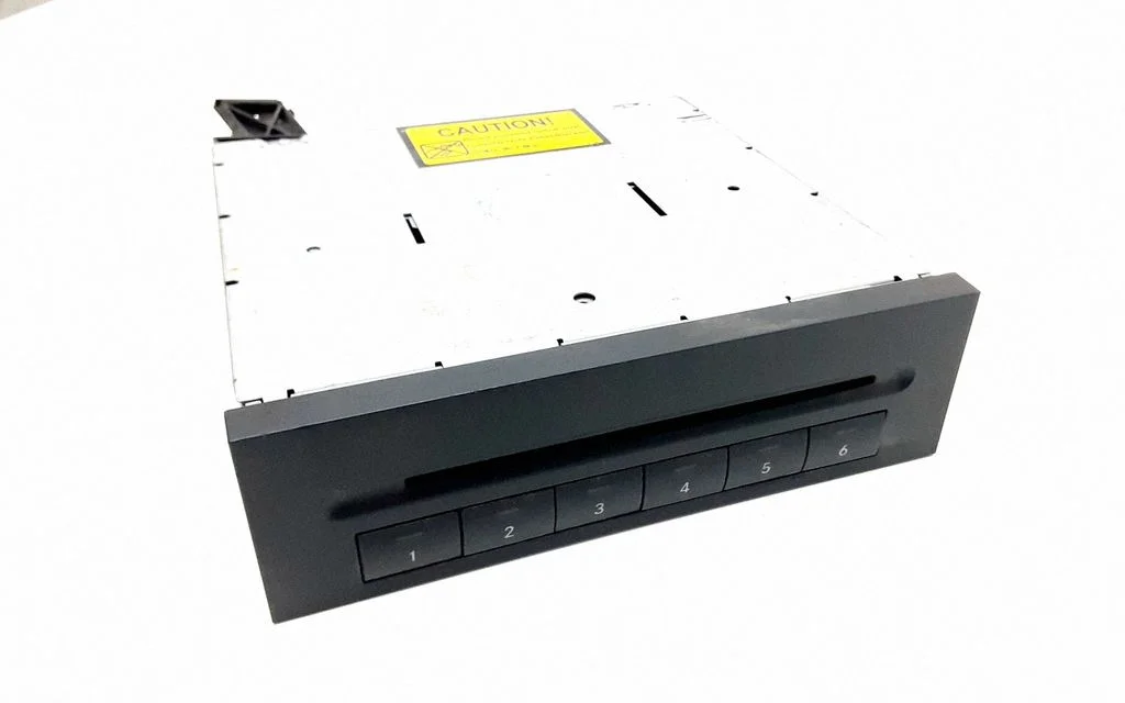 CD/DVD changer – Mercedes-Benz E-Class W211 (2002-2009)
