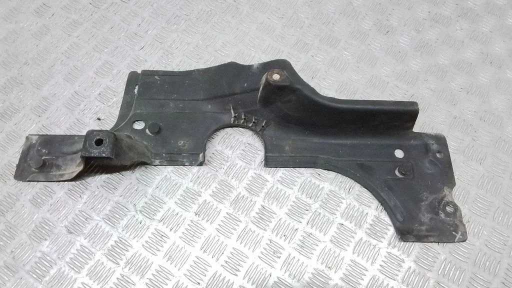 Rear underbody cover/under tray 30736339