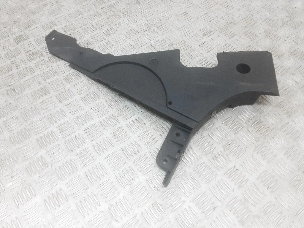 Tagavedrustuse põhjakaitse – BMW 5-seeria F10 F11 (2009-2016)