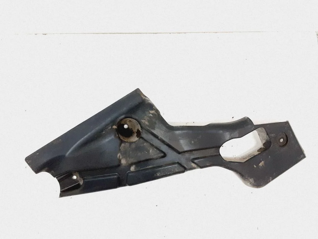 Rear underbody cover/under tray DG9311778AE