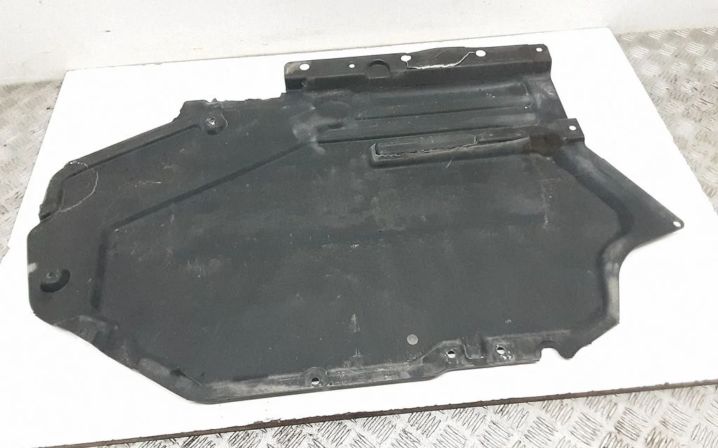 Rear underbody cover/under tray 7158405