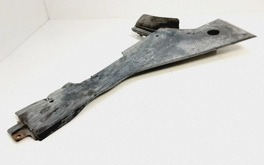 Rear underbody cover/under tray 7185135