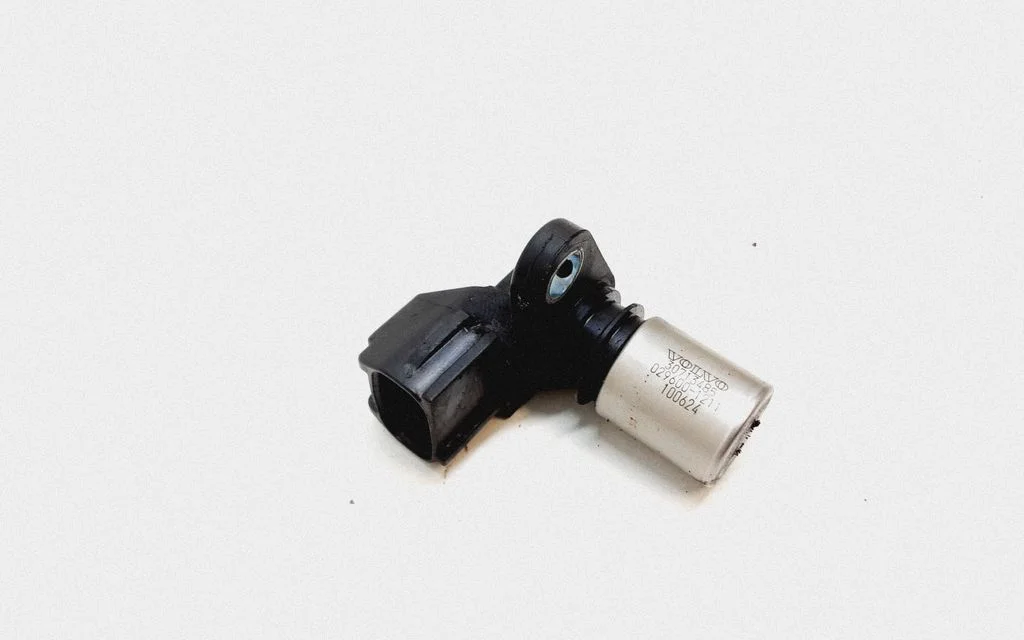 Crankshaft position sensor – Volvo V70 (2005-2008)