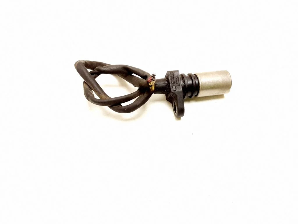 Crankshaft position sensor – Volvo V70 (2000-2004)