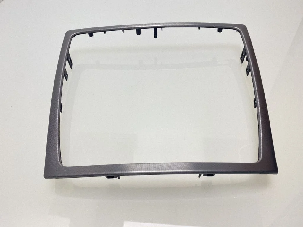 Radio/GPS head unit trim