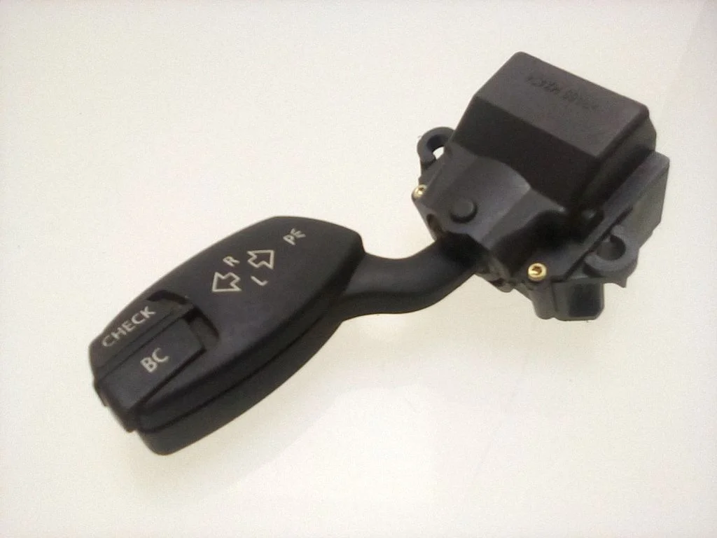Indicator stalk – BMW 5 Series E60 E61 (2004-2010)