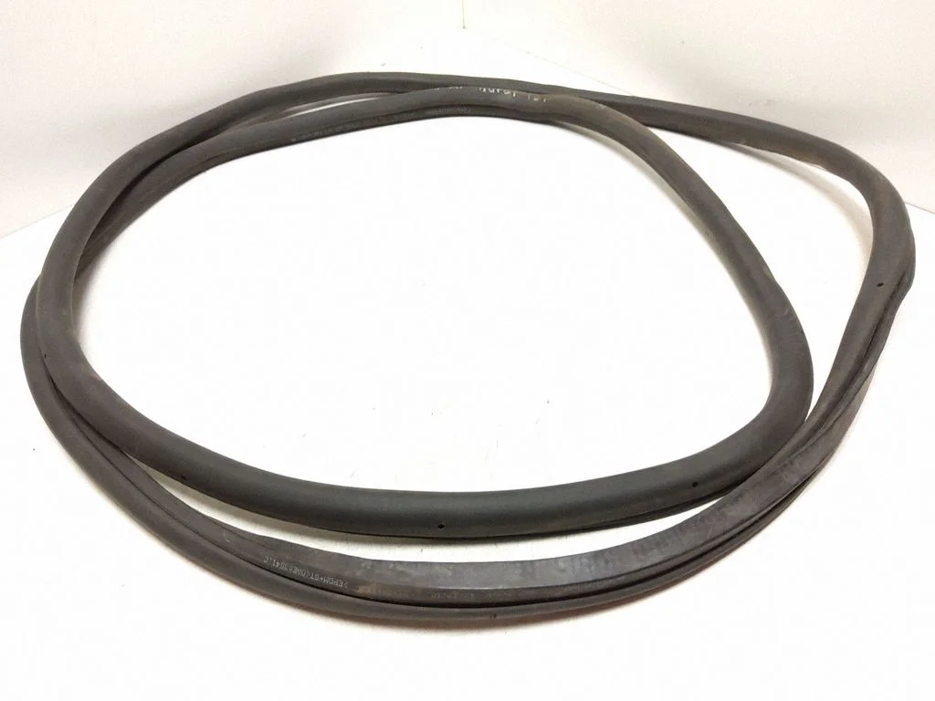 Uszczelka drzwi tylnych 1T0867913K