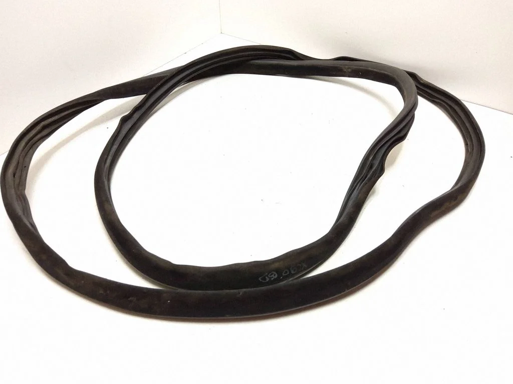 Rubber seal rear door – Volvo XC90 (2007-2014)