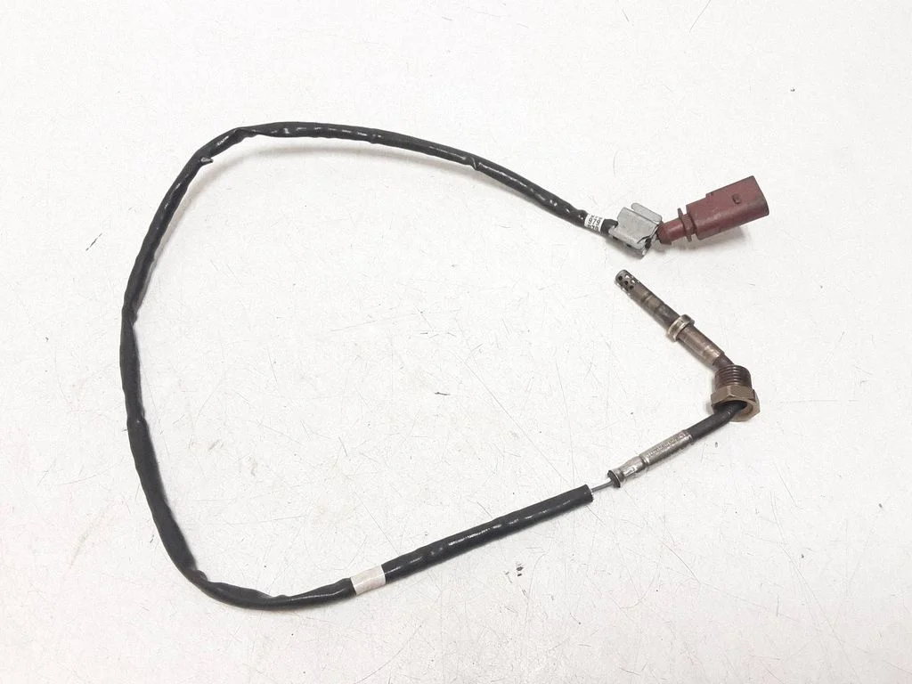 Exhaust gas temperature sensor 03L906088