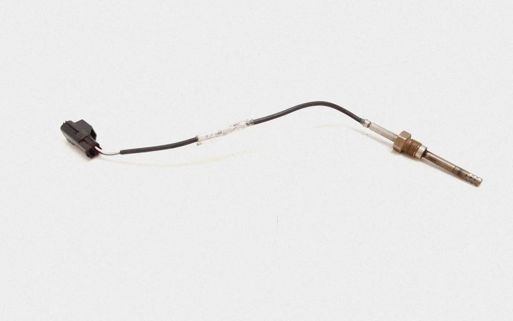 Exhaust gas temperature sensor – Volvo V70 (2005-2008)