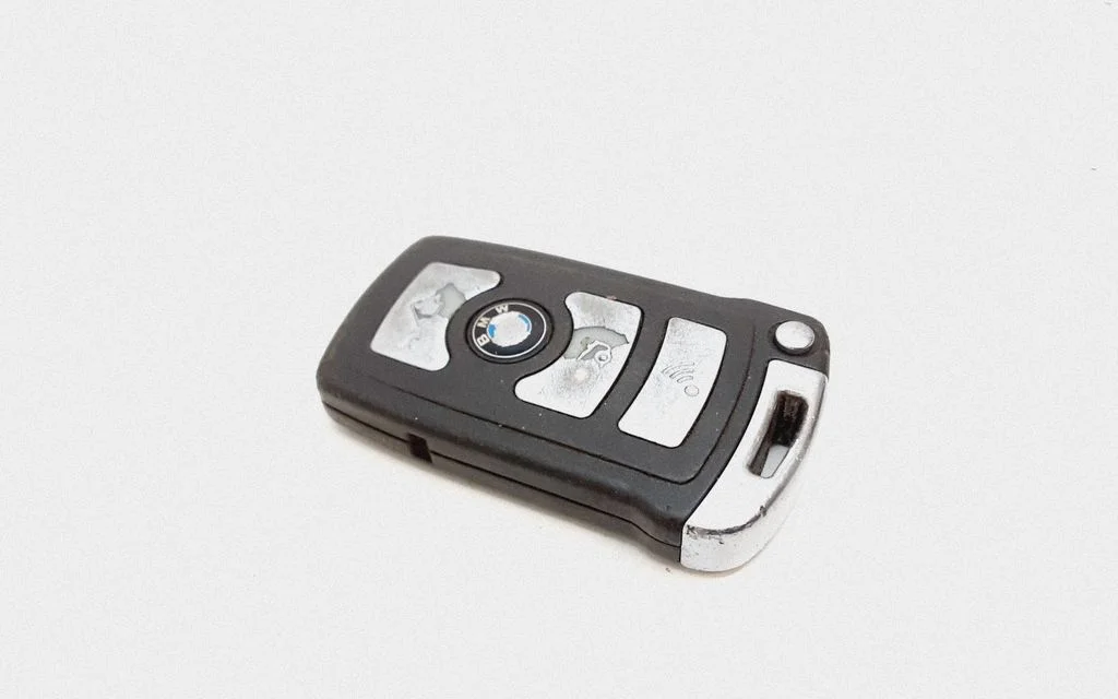 Ignition key/card – BMW 7 Series E65 E66 (2001-2008)