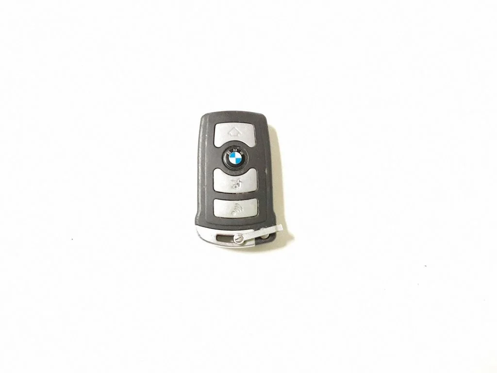 Ignition key/card – BMW 7 Series E65 E66 (2001-2008)