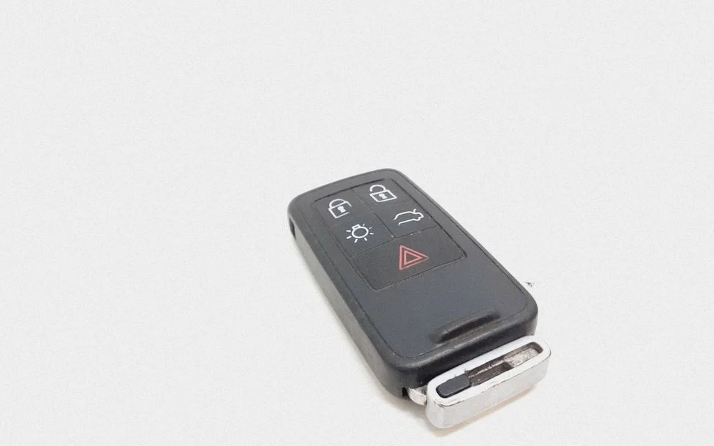Ignition key/card – Volvo V70 (2005-2008)