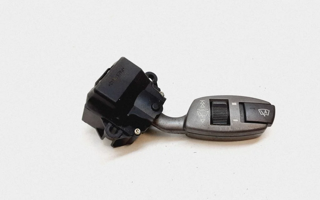 Wiper control stalk – BMW 7 Series E65 E66 (2001-2008)