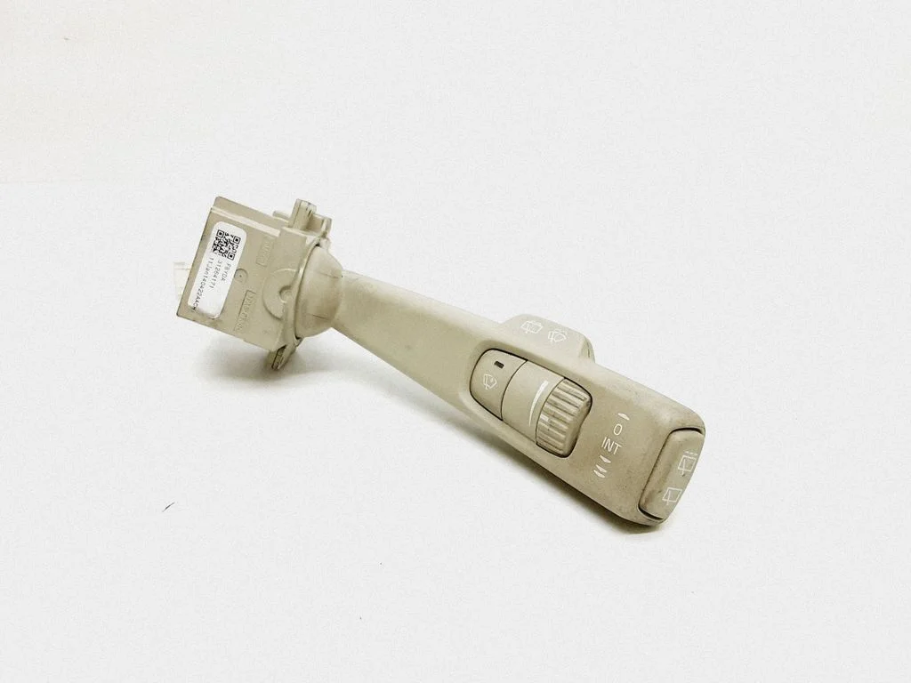 Klaasipuhastite hoob – Volvo XC60 (2009-2013)