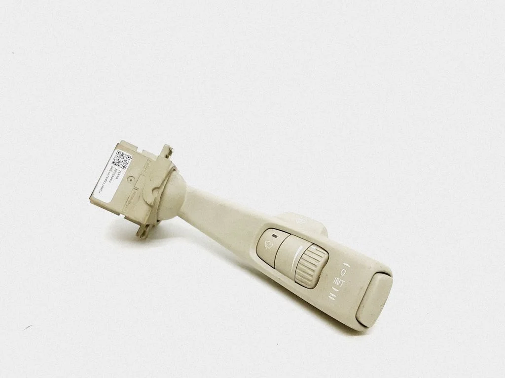 Wiper control stalk – Volvo S80 (2007-2013)