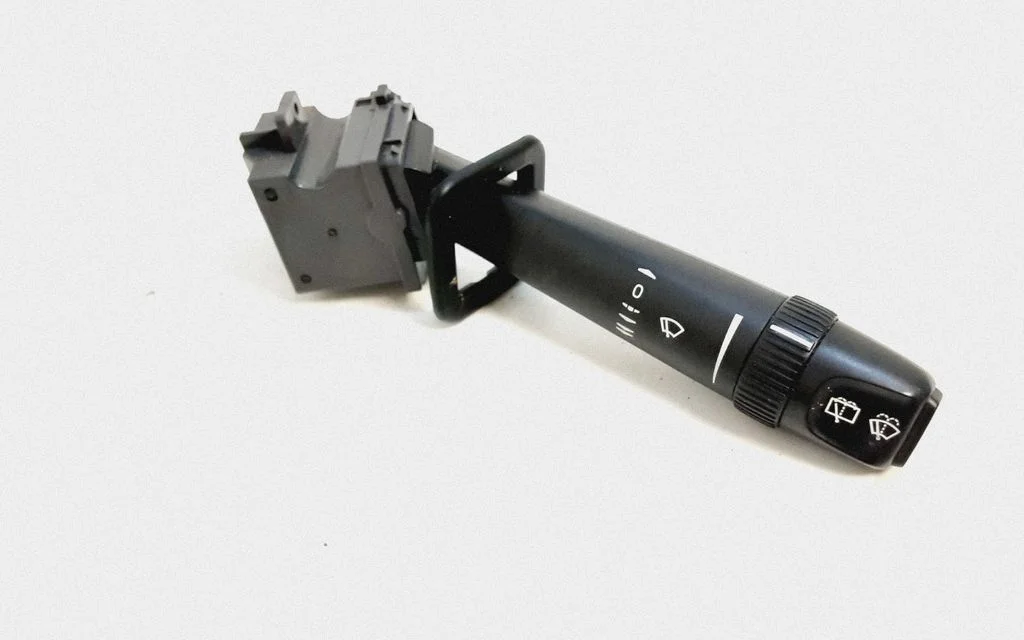 Wiper control stalk – Volvo XC90 (2003-2006)