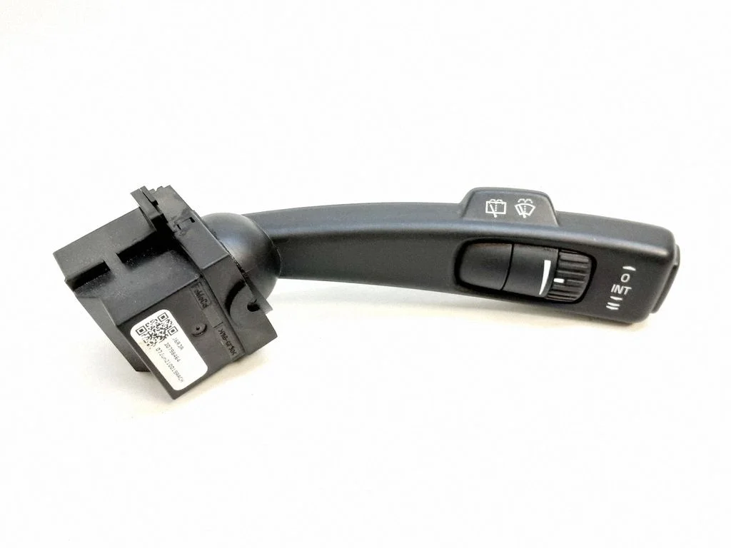 Wiper control stalk – Volvo V70 (2005-2008)