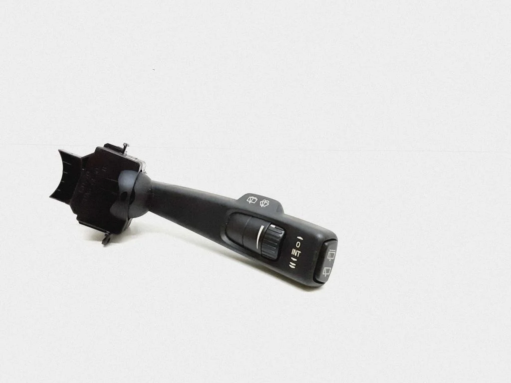 Klaasipuhastite hoob – Volvo V50 (2004-2007)