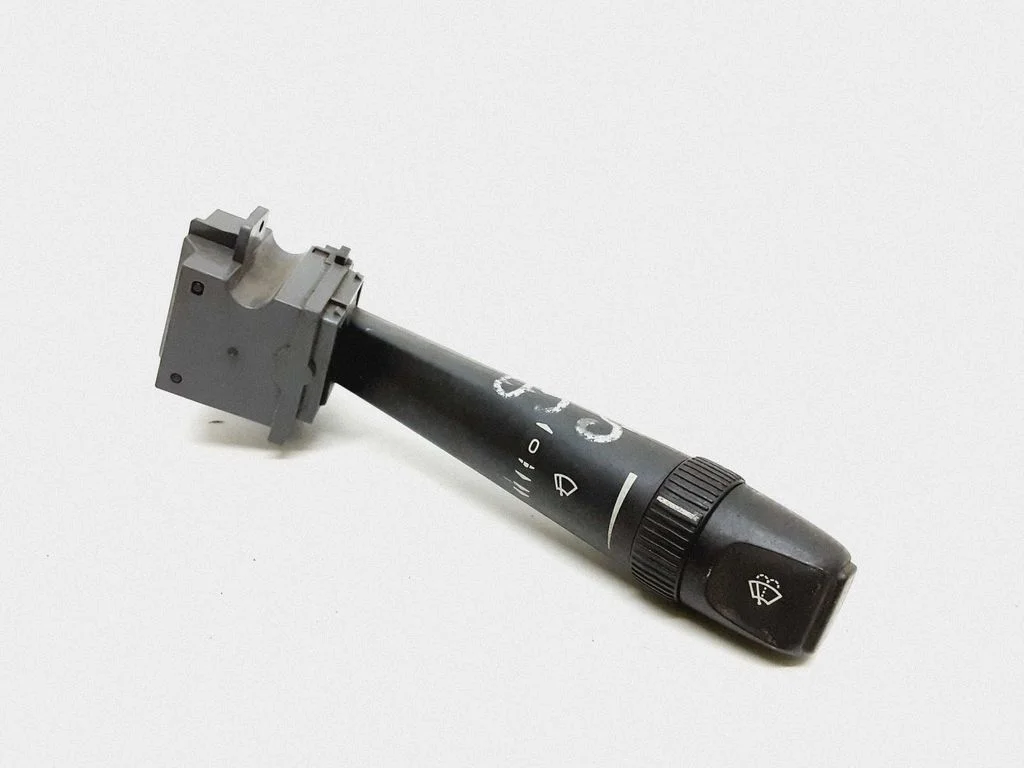 Wiper control stalk – Volvo S80 (2004-2006)