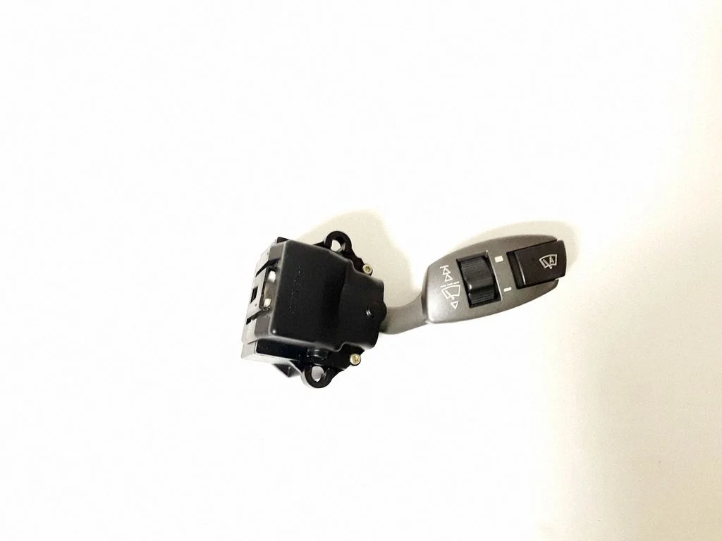 Wiper control stalk – BMW 7 Series E65 E66 (2001-2008)
