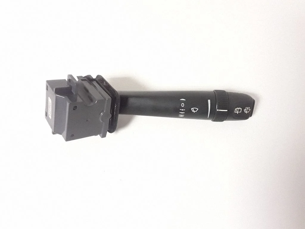 Wiper control stalk – Volvo XC90 (2003-2006)